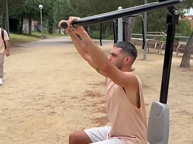 Me cojo a pelo al putito que levanté en el parque y le dejo la leche adentro asian gay sex videos teen