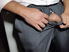 YURI GAÚCHO - CHEFE COM TESÃO SE EXIBIU E TOCOU PUNHETA ATÉ GOZAR - EXECUTIVO GOZANDO NA FRENTE DA GALERA - HOMEM BONITO MASTURBANDO O PAU GRANDE E GOZANDO Meadow free gay sexual connection videos asian