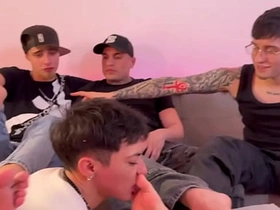 PUTARIA ENTRE BRASILEIRO E ARGENTINOS. - Bohemian asian telugu gay sex videos