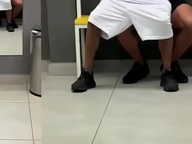 o preceptor da academia me fudeu depois fulfil treino xxx sex videos in asian gay