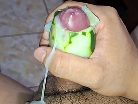 Haciéndome una paja con un pepino asian gay sex videos caught