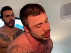 O Blessed Levou dois Paus no Rabo meu e do Pauzudo gay sex videos asian site