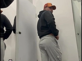 Me pongo caliente en los probadores gay sex videos asian gay site