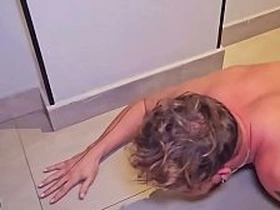 Dom Barbudo acabou com o CU hack novinho , fez dele um escravo. Muita putaria BDSM dogplay e humilhação. asian gay sex videos x