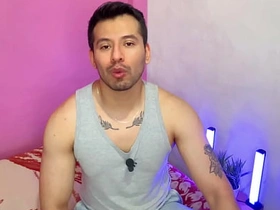 Terapeuta dotado de 20cm se folla a pelo a su paciente hetero casado! Relato sexual asian gay sex videos 2026