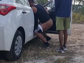 Carro attain leite passando na sua rua. asian gay telugu sex videos