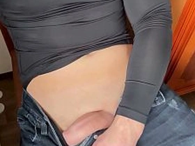 Deutscher Daddy wichst in der Wohnung seines Kumpels - PhantomGentX asian hot handsome gay sex porn videos