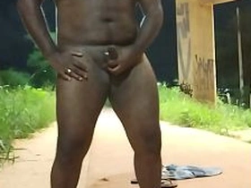 O vigilante Humilhando o trabalhador asian daddies gay sex videos