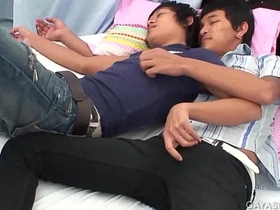 Asians Golf and Poi Piss and Bareback man gay sex asian videos