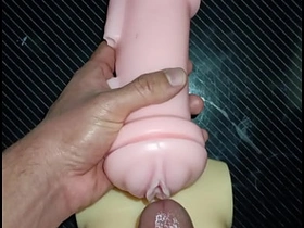 Trio Kissy y Dolly: de la boca a la vagina! Termina en jugs fuck. hot asian men gay sex videos